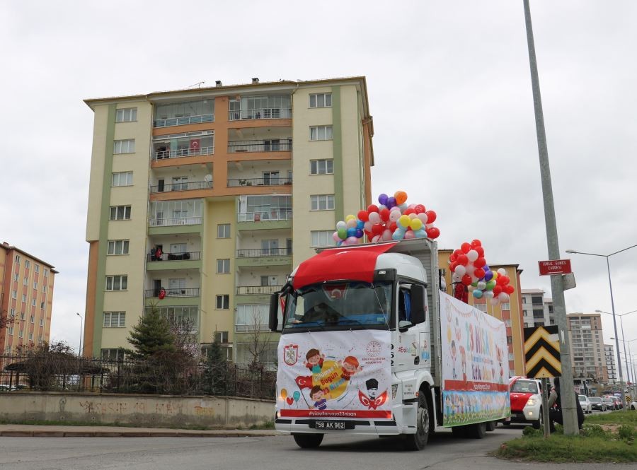 23 Nisan coşkusu çocukların ayağına götürüldü