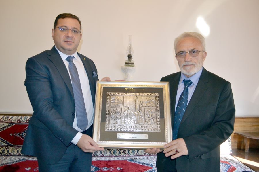 KGK ve STSO’dan  gazetecilere destek