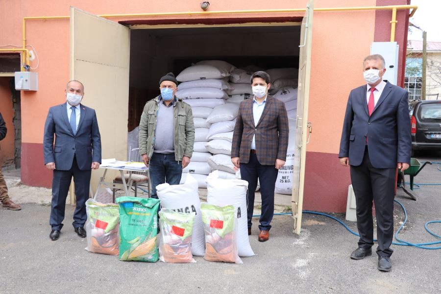  Yıldız; Buğday Tohumu Dağıtı