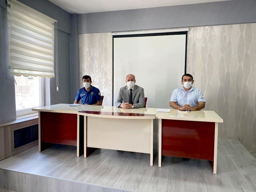 Gölova’da LGS öncesi toplantı yapıldı