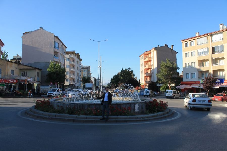 Aşık Veysel’in heykeli  bulvarla bütünleşecek