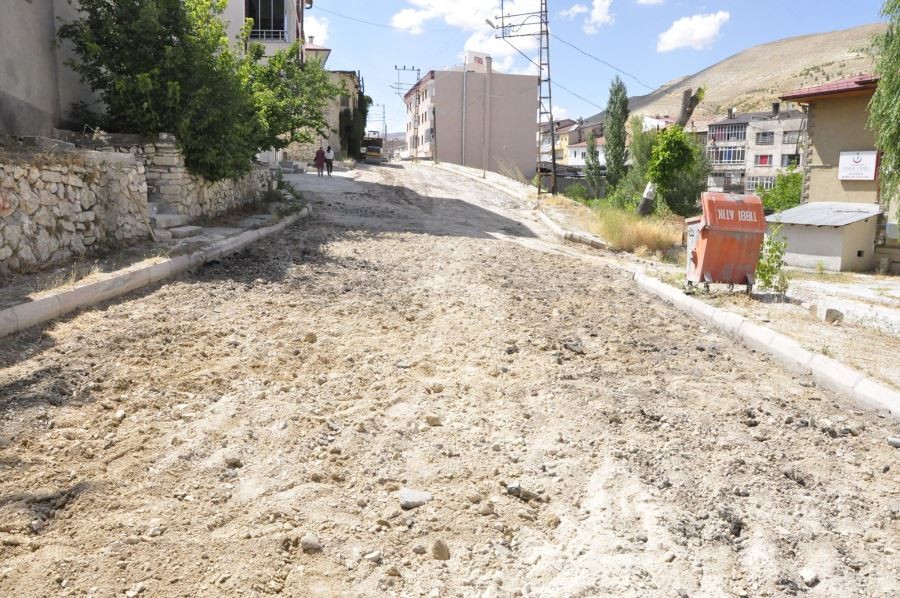 Gürün’de çalışmalar hız kesmiyor