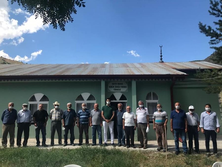Vatandaşlarla yakından ilgilendi