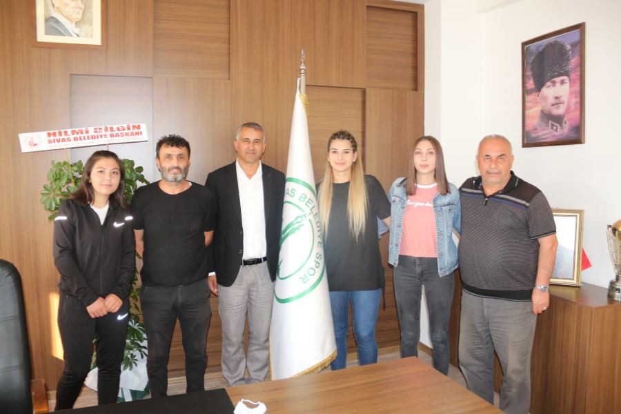 Sporcularımıza  sahip çıkıyoruz