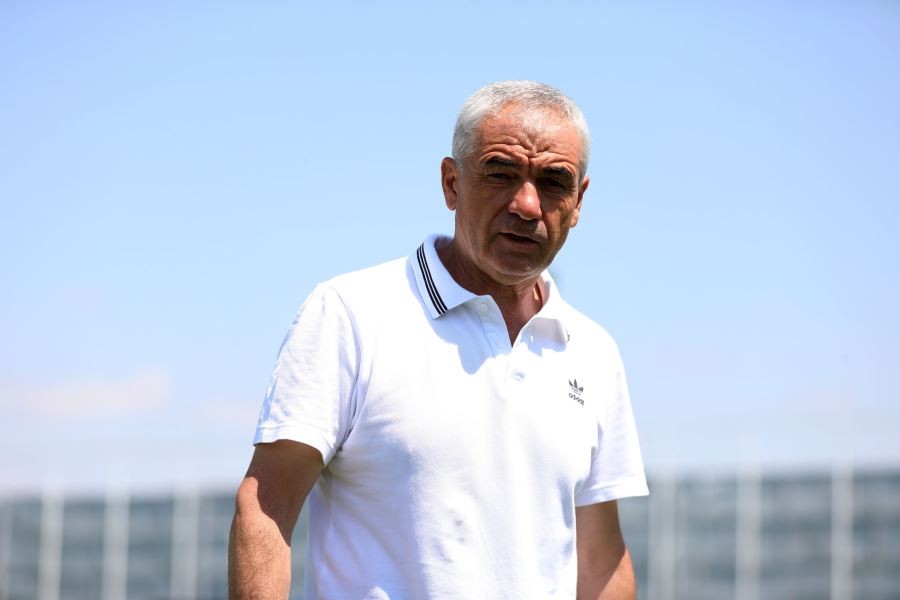 Rıza Çalımbay: “Şampiyonluğa değer şeyler yaptık”