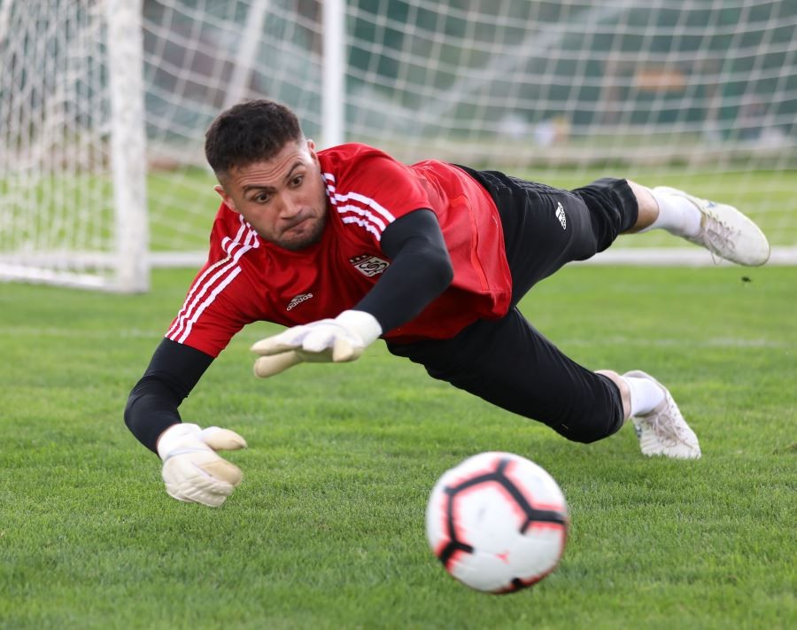 Kaleci Ali Şaşal Vural, Sivasspor ile yeniden anlaştı