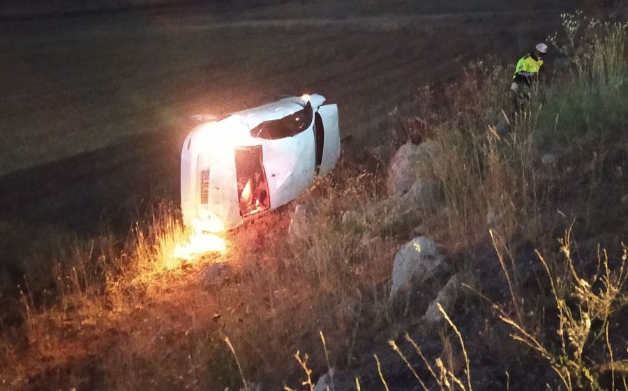 Trafik kazası 3 yaralı