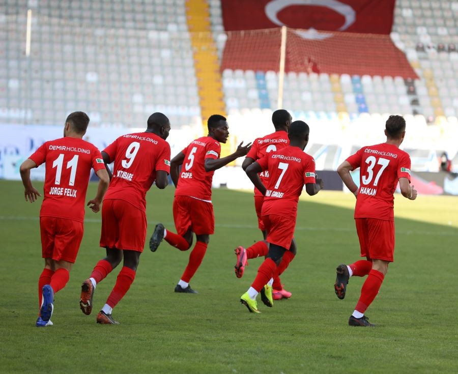 Kone ve Gradel ligdeki ilk golünü attı