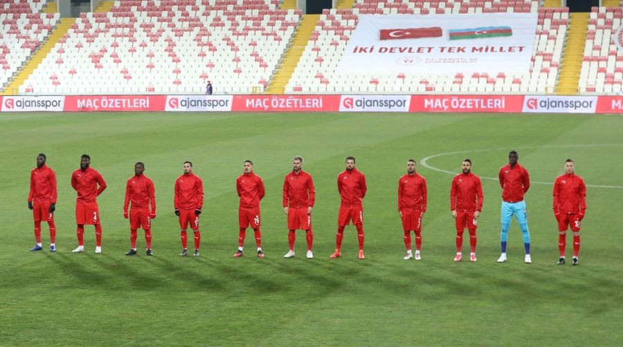  Sivasspor’da Kasımpaşa maçı kamp kadrosu açıklandı