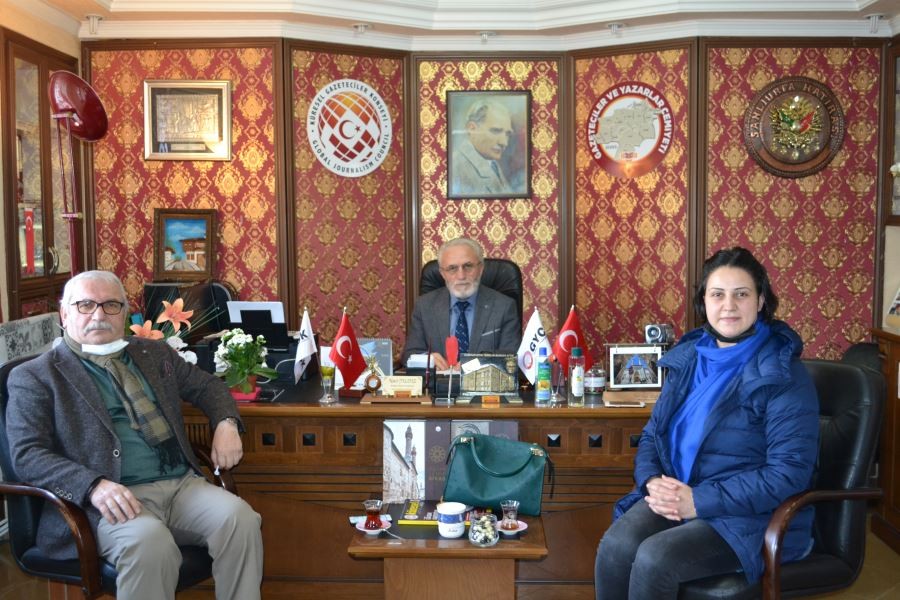 İhtiyaç sahiplerinin  yardımına koşuyorlar