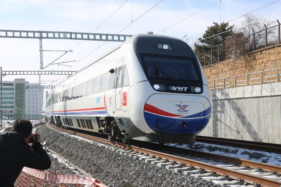 Hayal gerçek oldu, Yüksek Hızlı Tren Sivas’ta