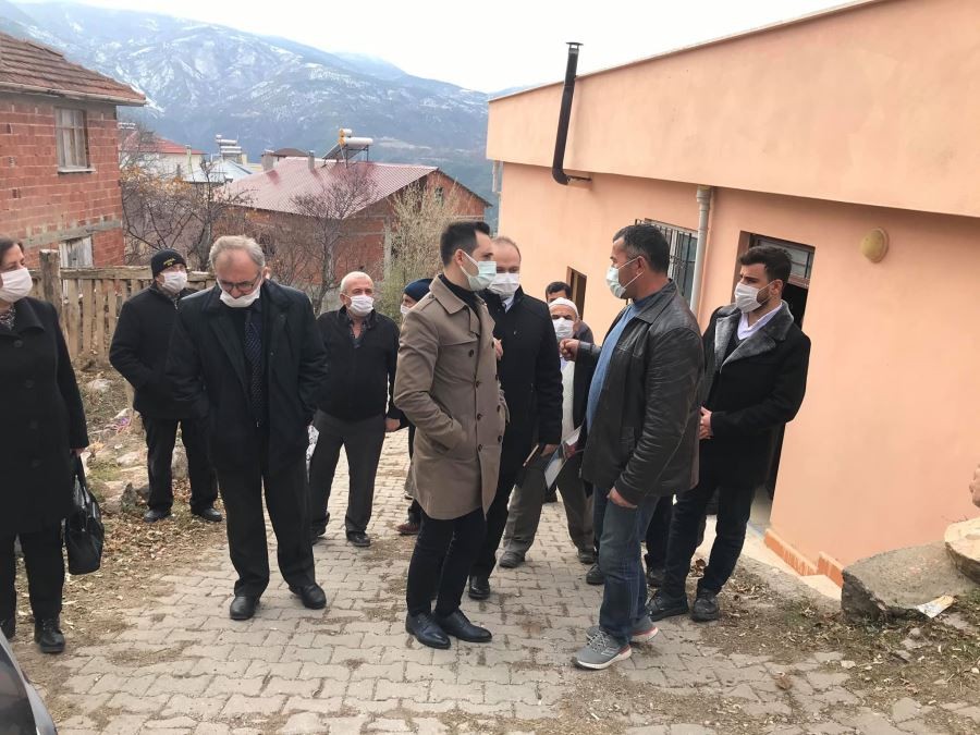 Köylülerin sorunlarını dinledi