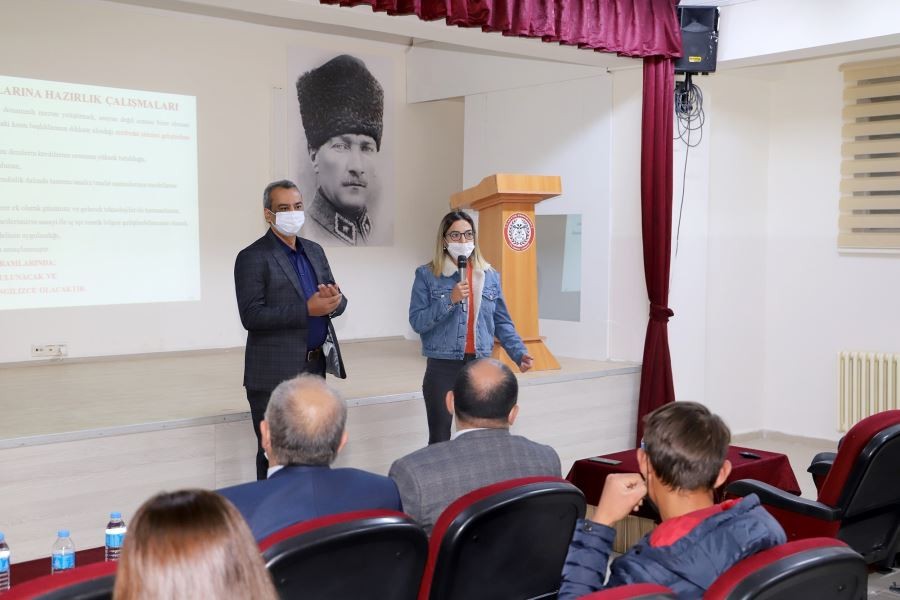 Bilim ve Teknoloji Üniversitesi liselilerle buluştu