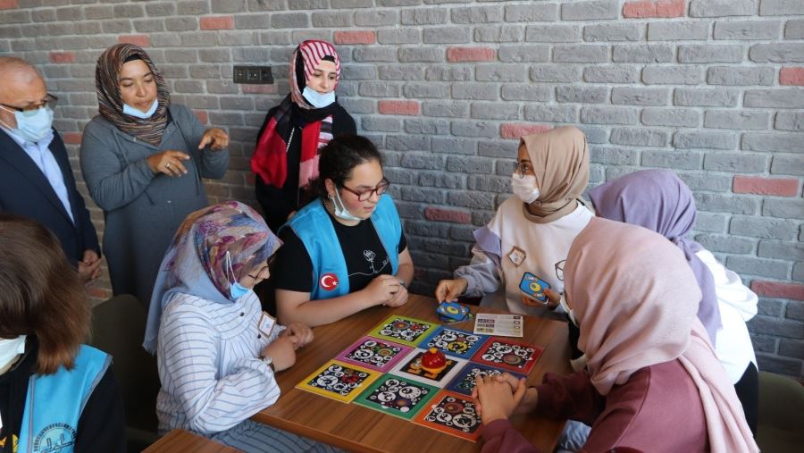 Gençlik Merkezi  göz dolduruyor
