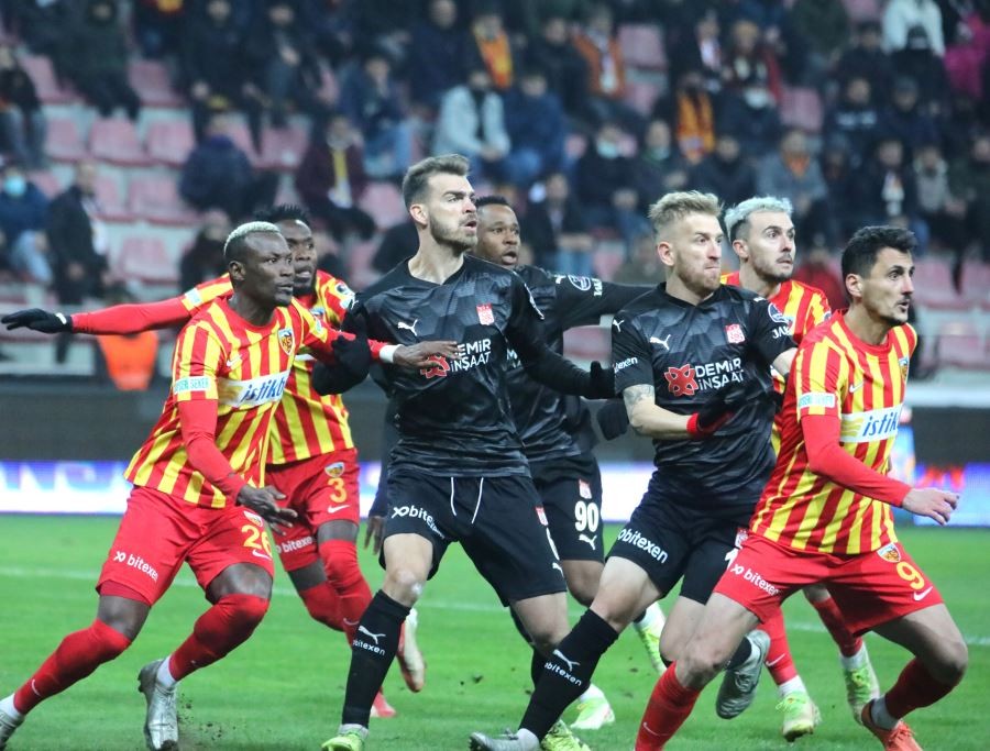 Kayseri’de hezimet!