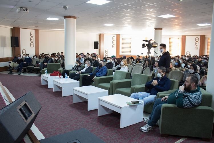 Yazmak öz disiplin gerektiriyor
