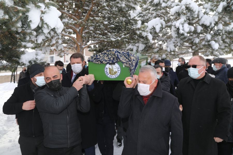 Eken’in annesi son yolculuğuna uğurlandı