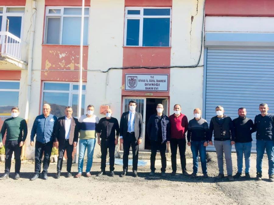 Fedakar işçilerle buluştu