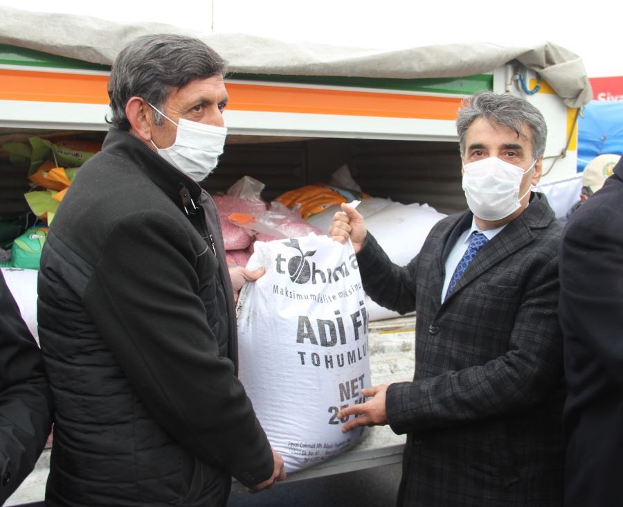 Çiftçiye 2 bin ton tohum dağıtıldı