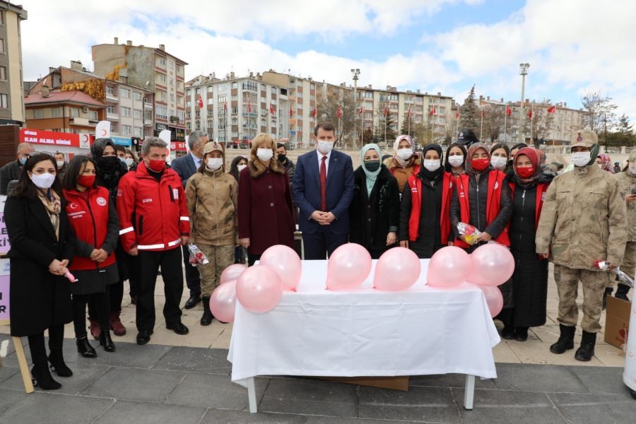 Kadın güçlüyse  aile de güçlüdür