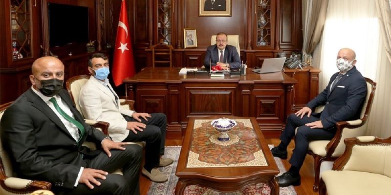 Bursaspor’dan Vali Canbolat’a ziyaret