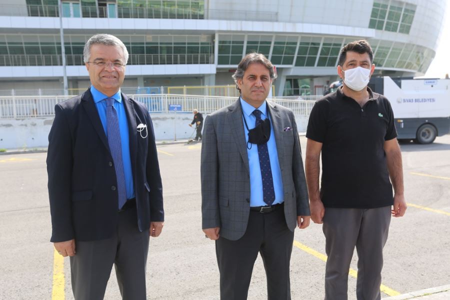   4 EYLÜL STADYUMUNDA TEMİZLİK ÇALIŞMALARI TAMAMLANDI…
