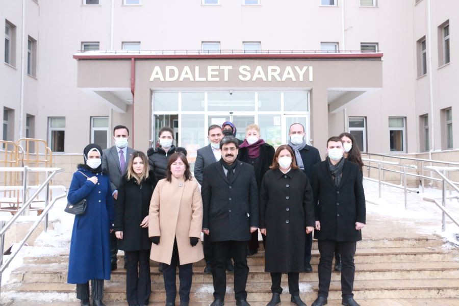 FAŞİZAN SÖZLERİ ŞİDDETLE KINIYORUZ