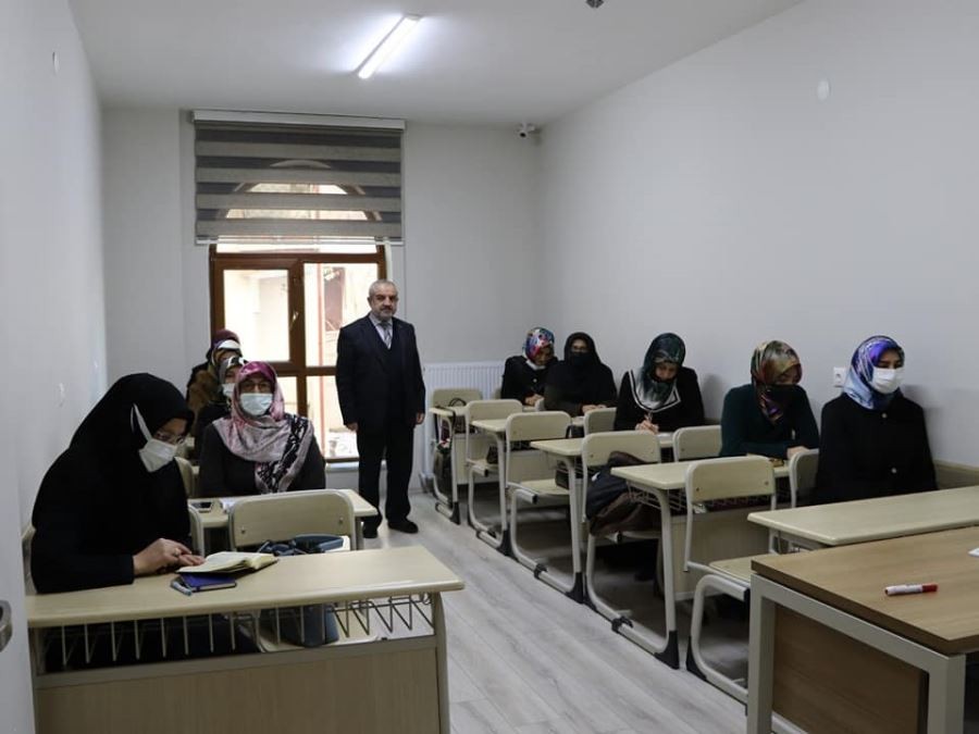 Din görevlileri 3 ay eğitim alacak