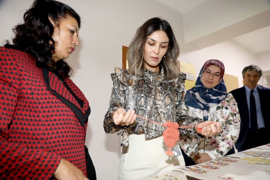 Dr. Çiğdem Olgun Şimşek  kalplere dokunuyor 