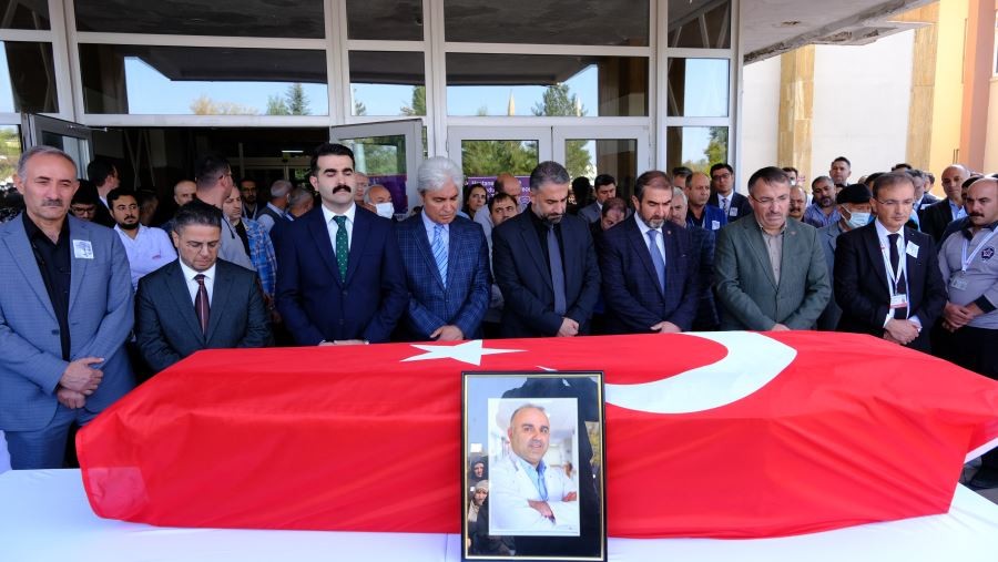 Hayatını kaybeden doktor için tören düzenlendi 