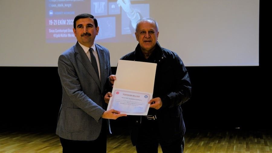 Dijital Sağlık ve Dijital Ebelik Kongresi başladı