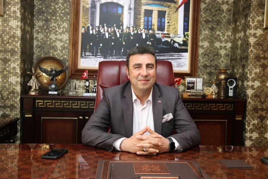 Demirgil: Öğretmenlerimize çok şey borçluyuz