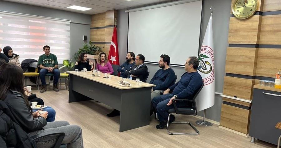 Eczacılığı konuştular