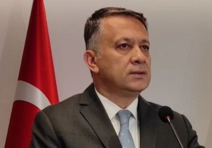 Yüzümüz daima gülsün 