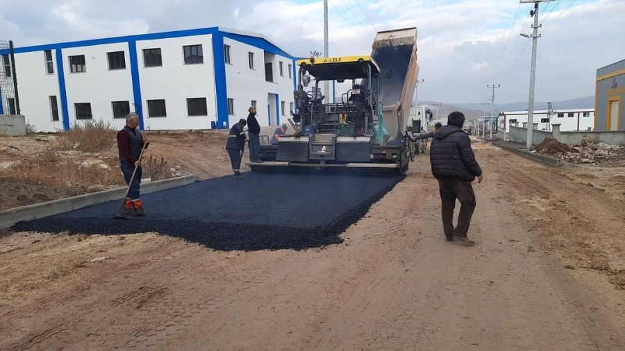 OSB’de asfaltlama    çalışmaları sürüyor