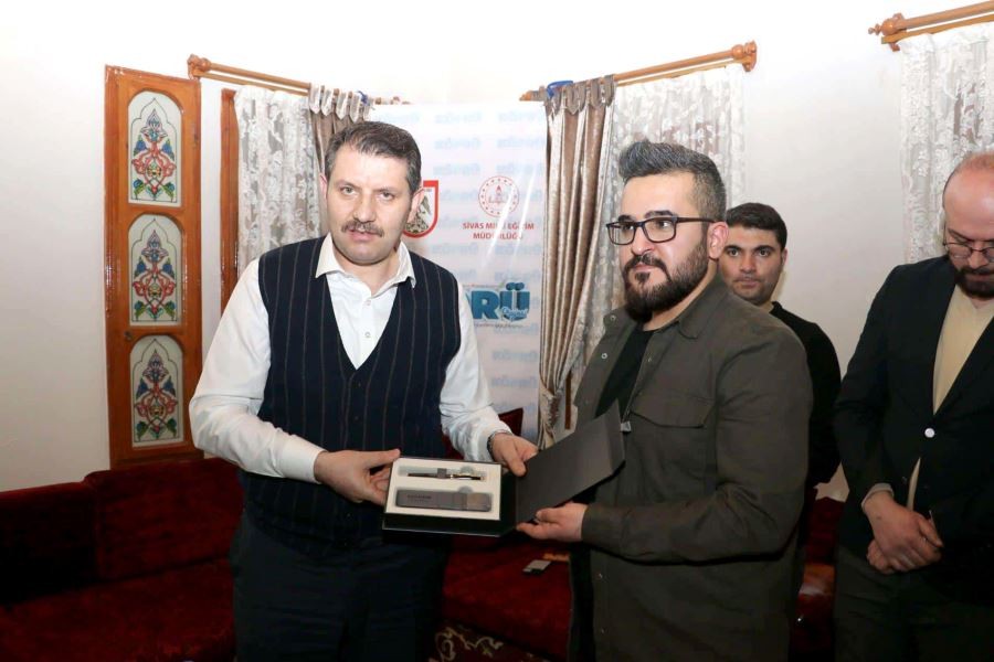 Vali Ayhan’dan öğretmenlerle teşekkür