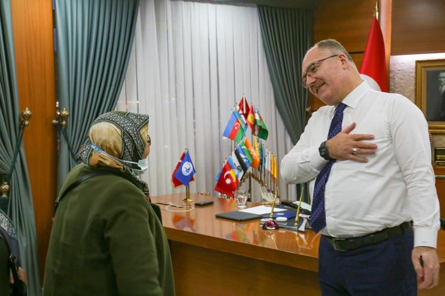 ARAŞTIRMAYA  BİLGİN DAMGASI