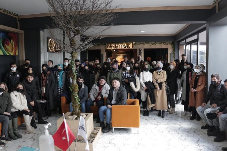 İletişim öğrencilerinden  DERMOKİL’e ziyaret