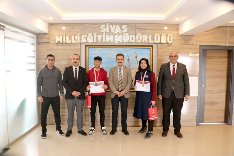 Gururlandırdınız