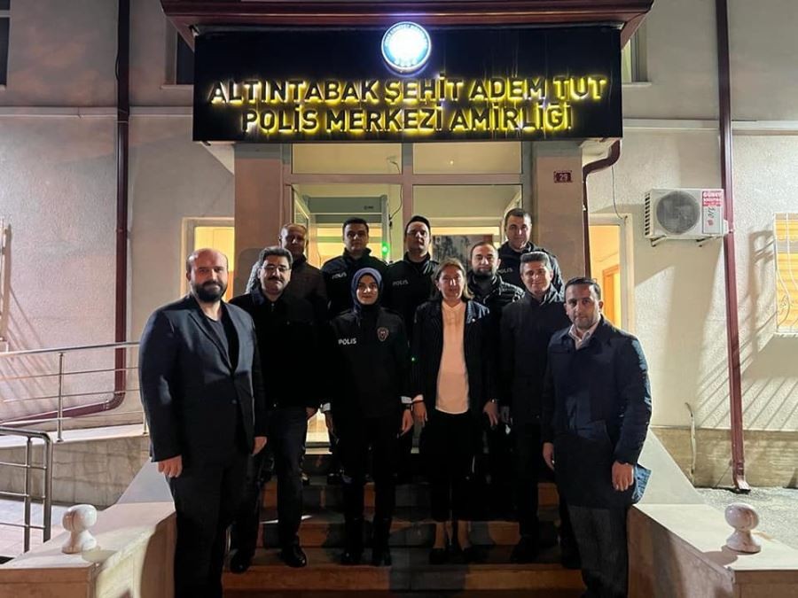 Polislerimizin  yanındayız