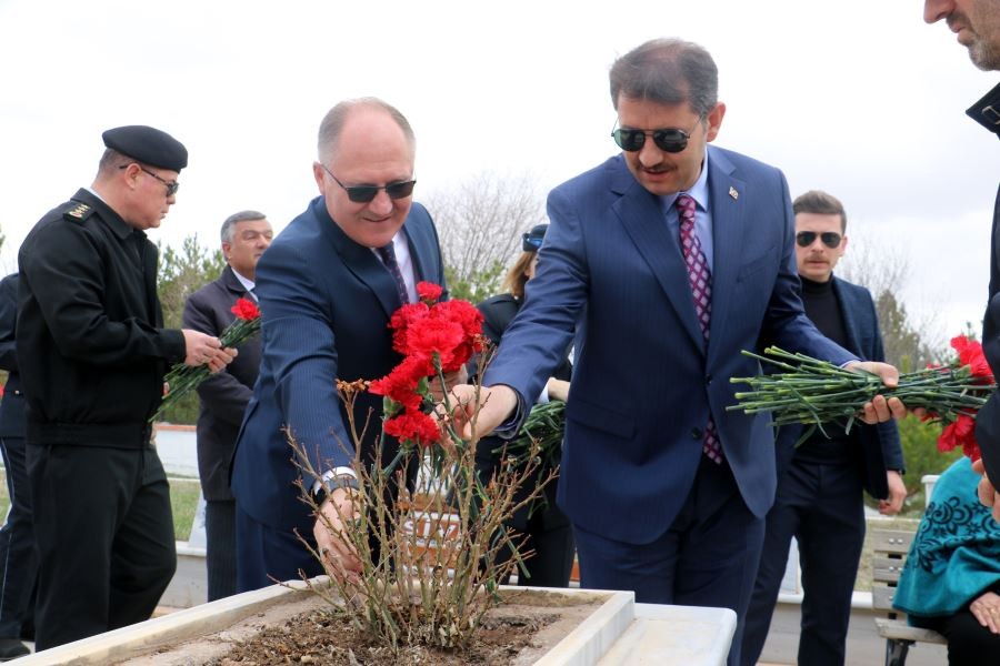 Polis haftasında şehitler unutulmadı