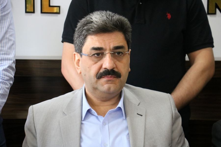  Aksu “Vatansever milletin evlatlarını postallarla ezilmiştir”