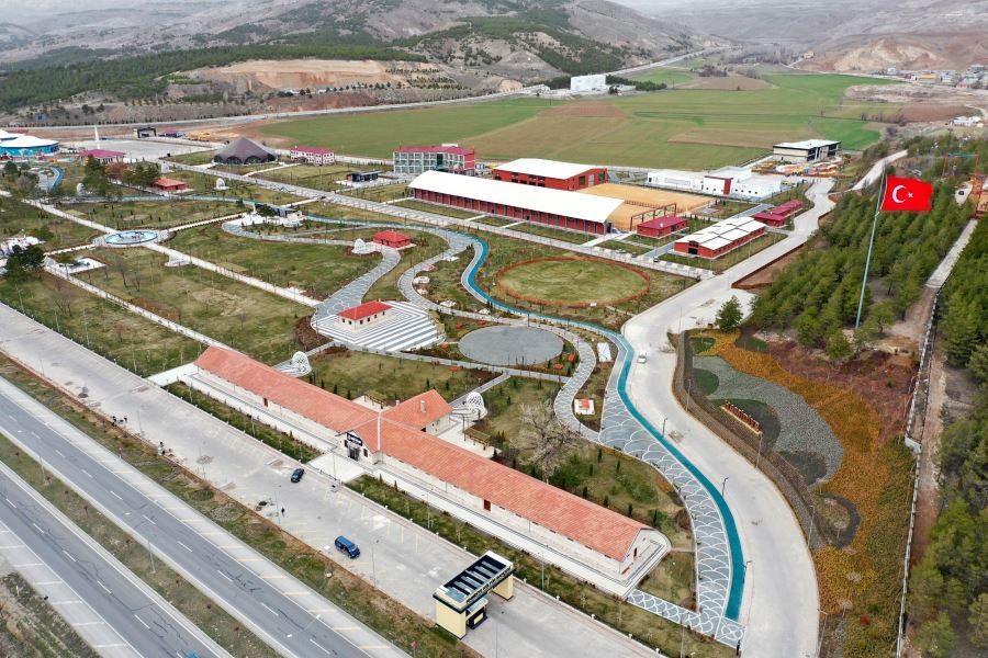 Hamidiye Kültür Bahçesi 7’den 70’e büyük ilgi görüyor
