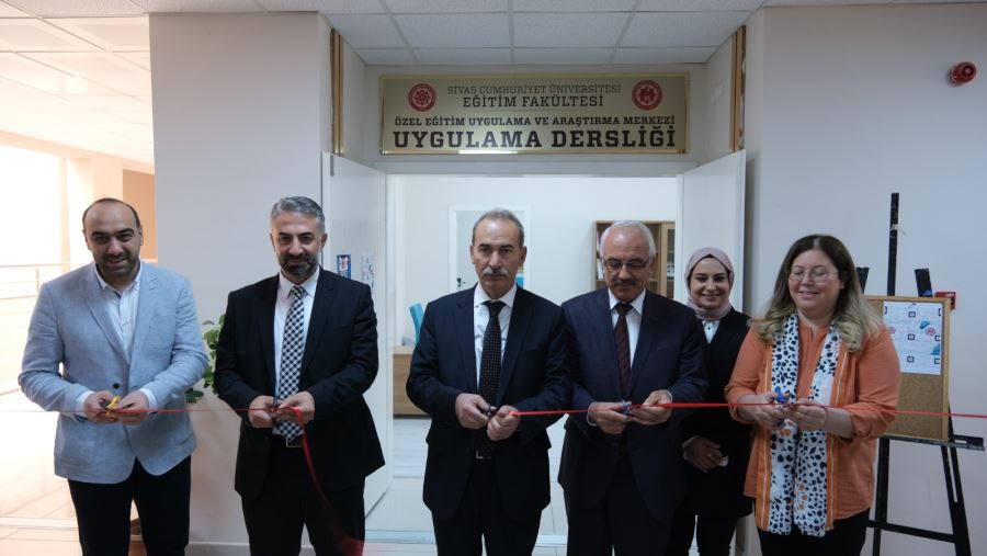  SCÜ’de uygulama dersliği açıldı