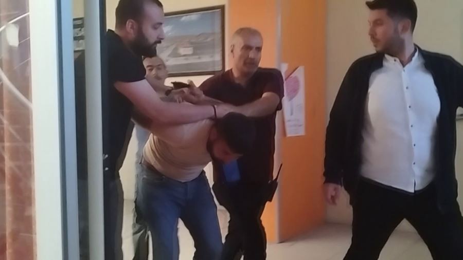 Vatandaşın dikkati intiharı önledi