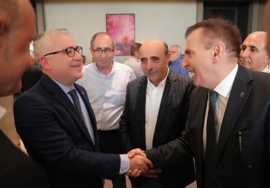 Ekrem Ekşi’den Vali Şimşek’e övgü