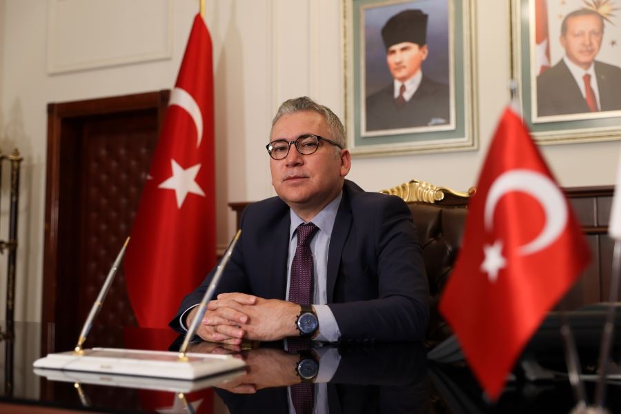 Sivas Valisi Sayın Dr. Yılmaz Şimşek’in 24 Temmuz Basın Bayramı Mesajı