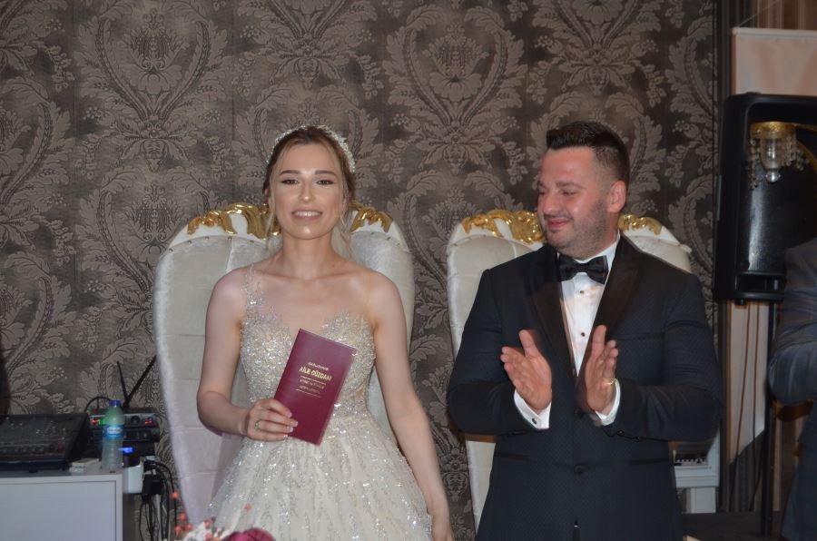 Mutluluklar dileriz