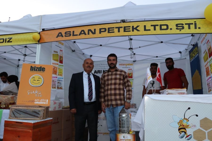 1. Sivas Bal Festivali’ne Aslan Petek damgası