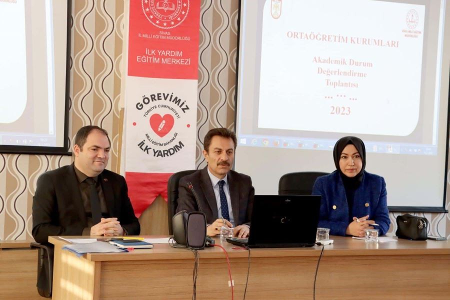 Okulların başarı   durumu ele alındı